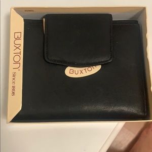 New Bucton black leather wallet with coin purse.